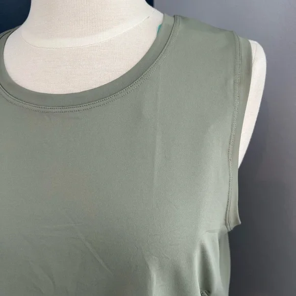 NWT Joyspels Sage Green Athletic Tank Size M - Picture 3 of 8